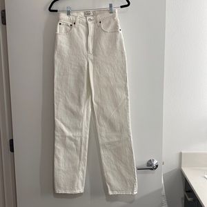 Abercrombie 90’s straight ultra high rise white jeans